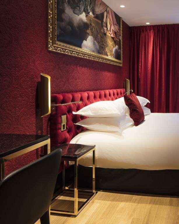 Eiffel Petit Louvre Hotel Parijs Kamer foto